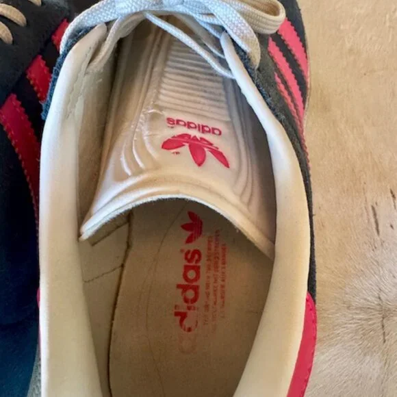 Adidas Gazelle Women’s Sneakers Navy Pink Suede Size 6.5 - Picture 8 of 8